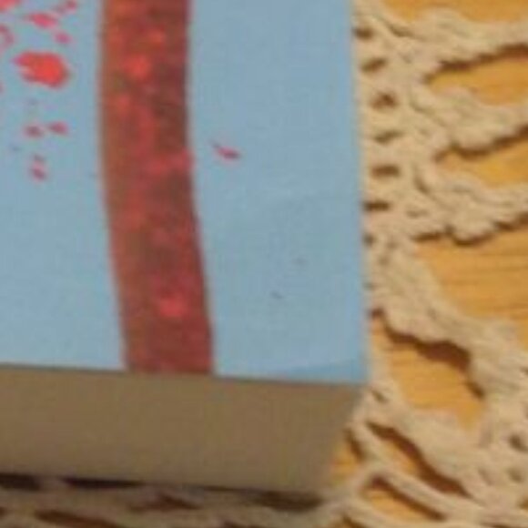 Romance, Colleen Hoover love story - Picture 5 of 5